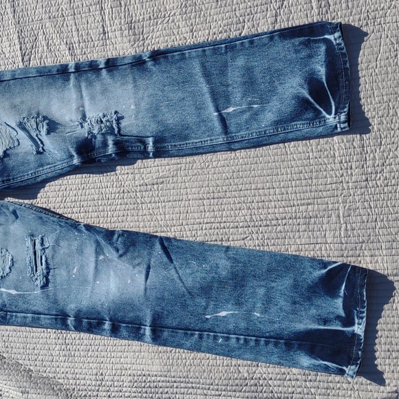 #SWITCH REMARKABLE #Slim Taper Fit Moto & #Stich Denim with Paint Splashes - Picture 5 of 17